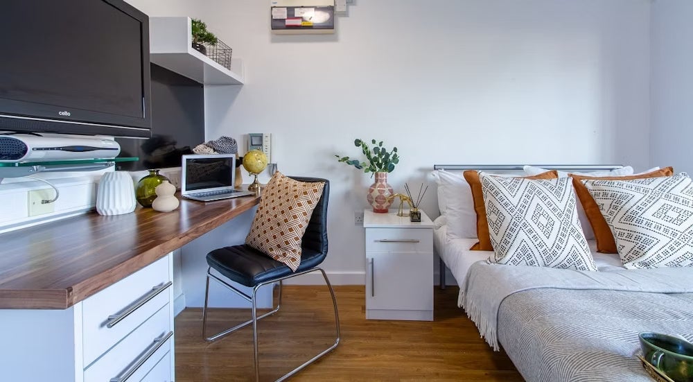 Room Lower Loveday Street in Birmingham
