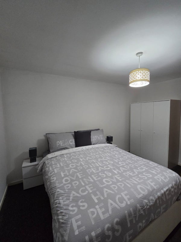 Room Dumbryden Gardens in City of Edinburgh
