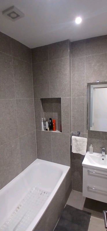 Room Roseberry Gardens in Greater London