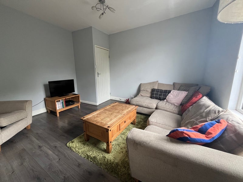 Room Nunhead Lane in Greater London