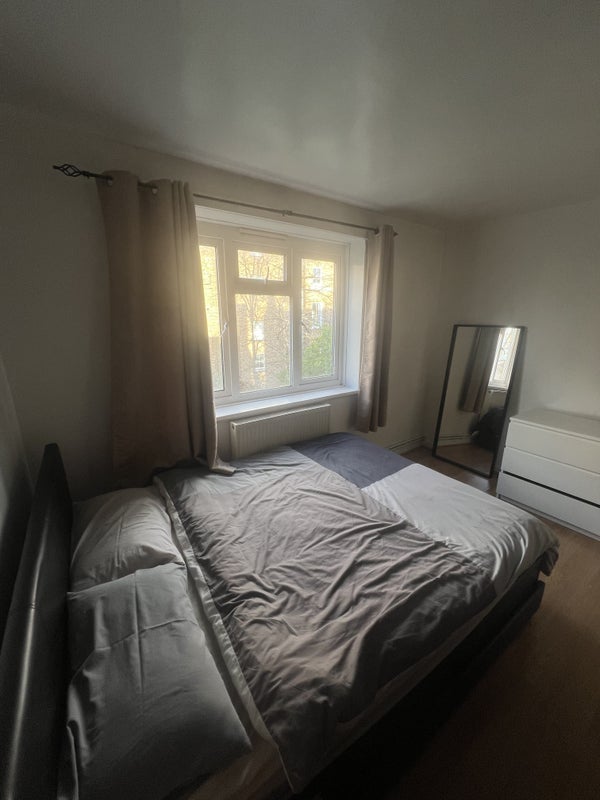 Flat St Charles Square in Greater London