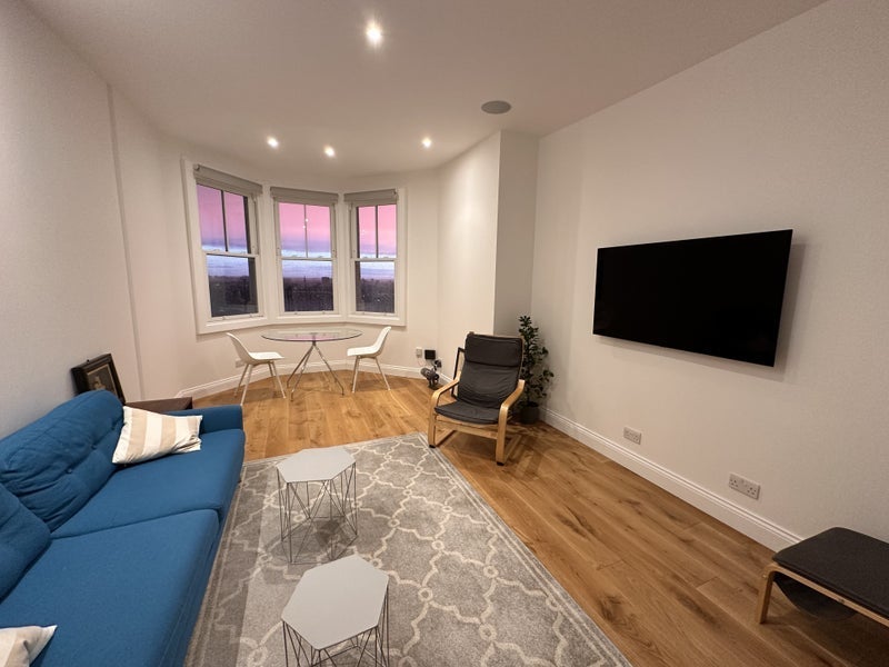 Room Mill Lane in Greater London