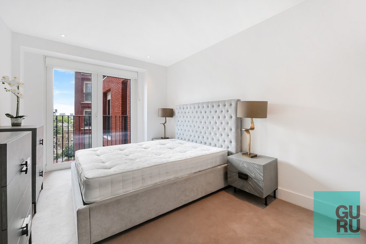 Flat Exchange Gardens in Greater London