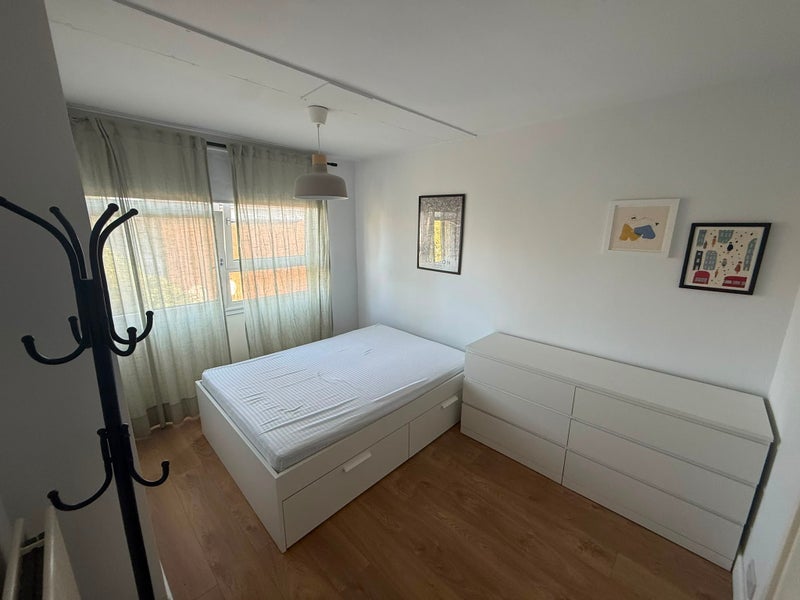 Room Peckford Place in Greater London