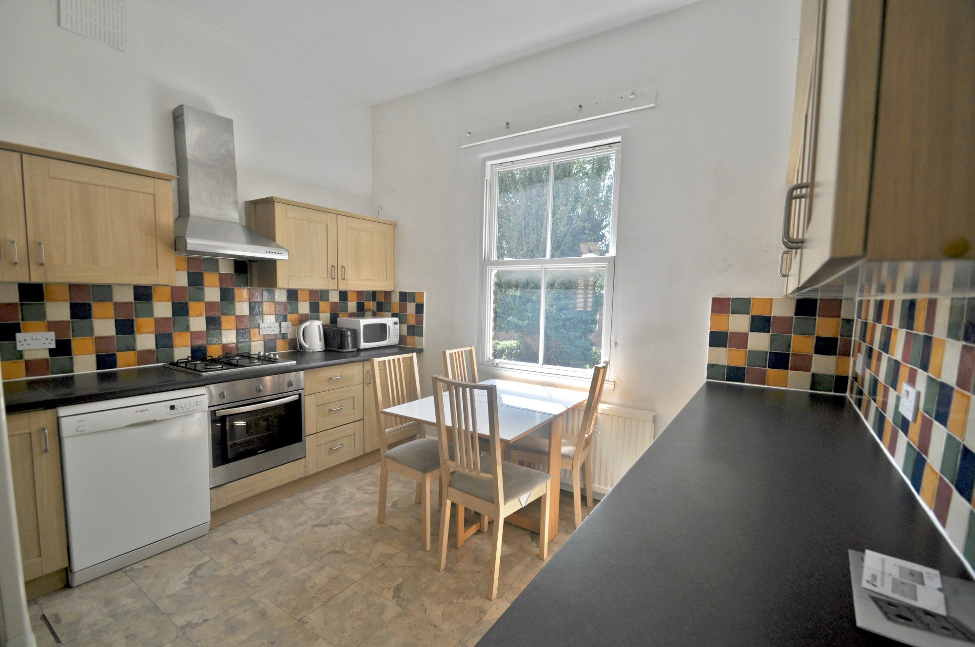 Room Woodgrange Avenue in Greater London