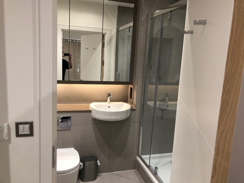 Room Blackwall Way in Greater London