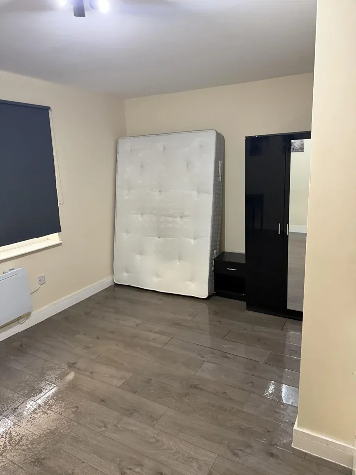 Room Foxholt Gardens in Greater London