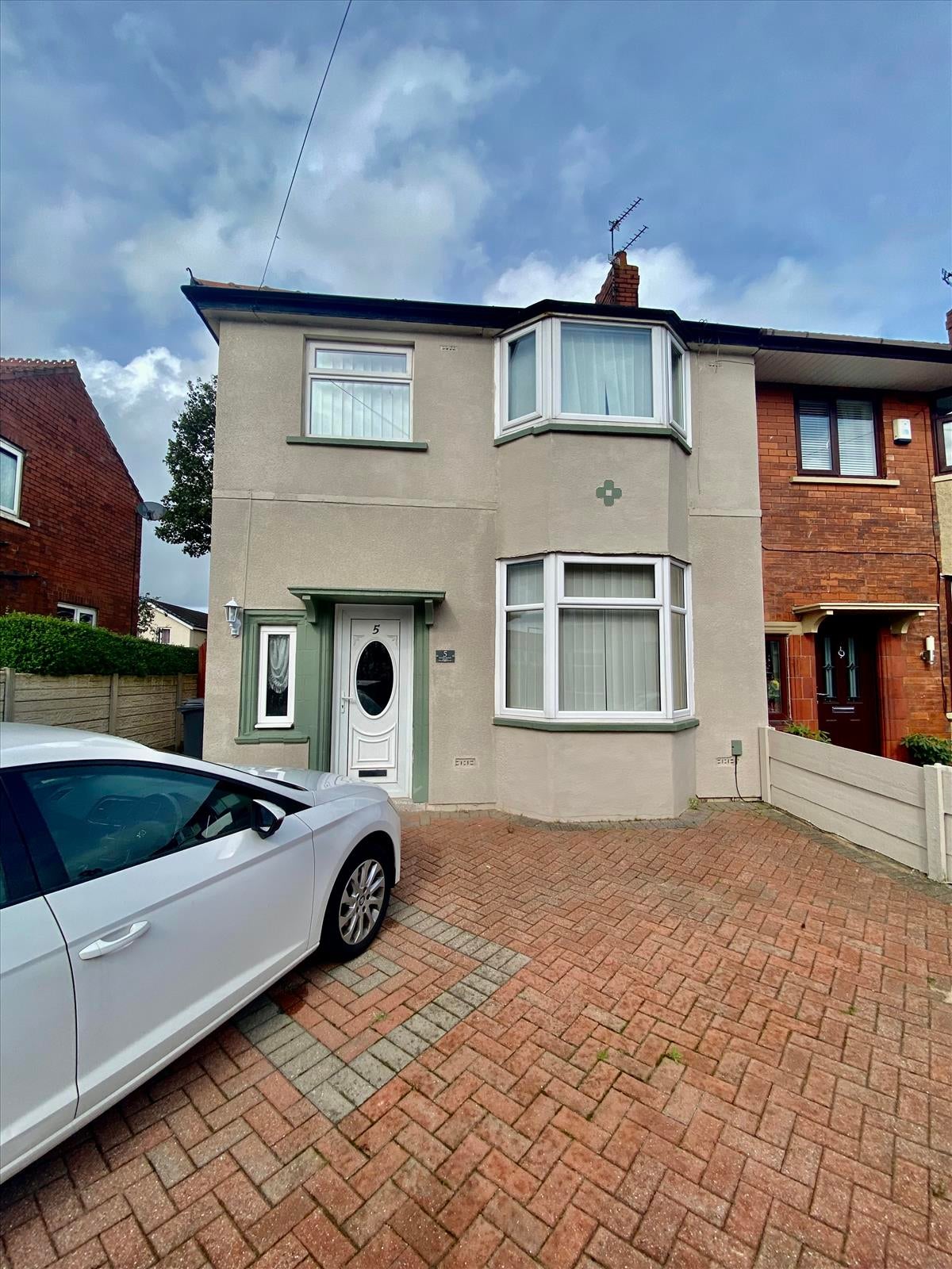 House Cintra Avenue in Preston