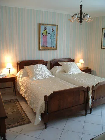 Room Square de Verdun in Mansle-les-Fontaines