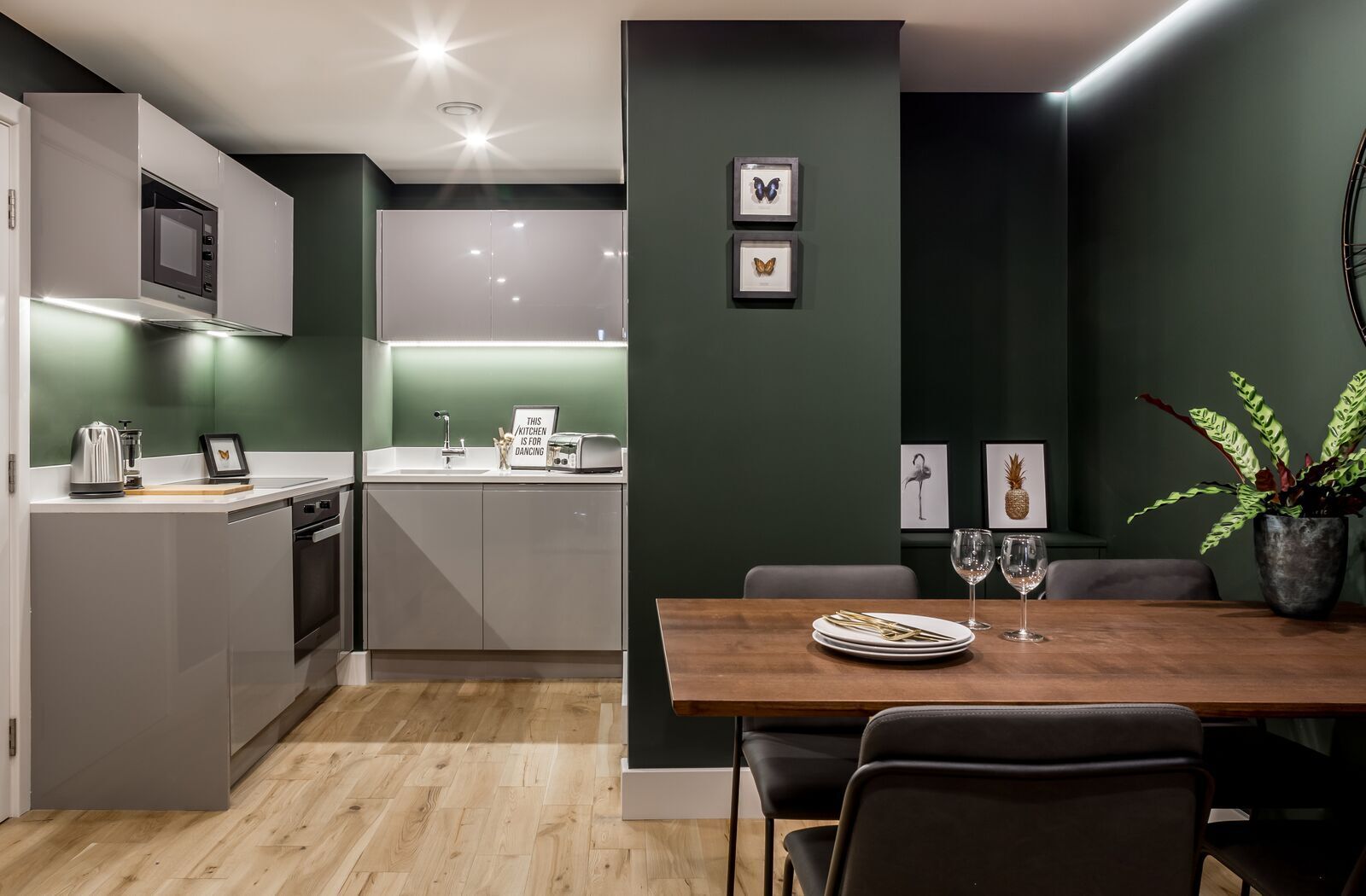 Flat Northdown Street in Greater London
