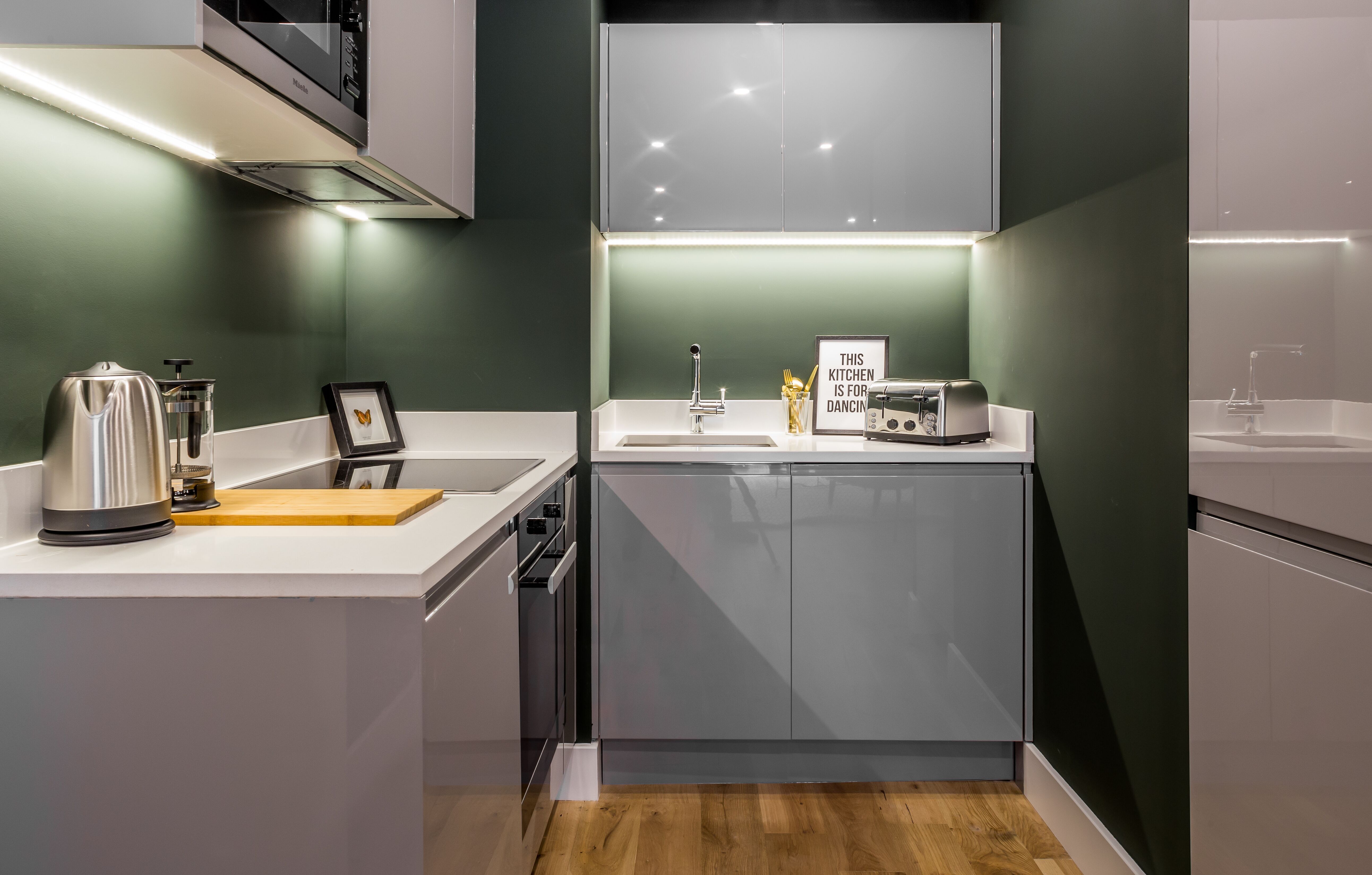 Flat Northdown Street in Greater London