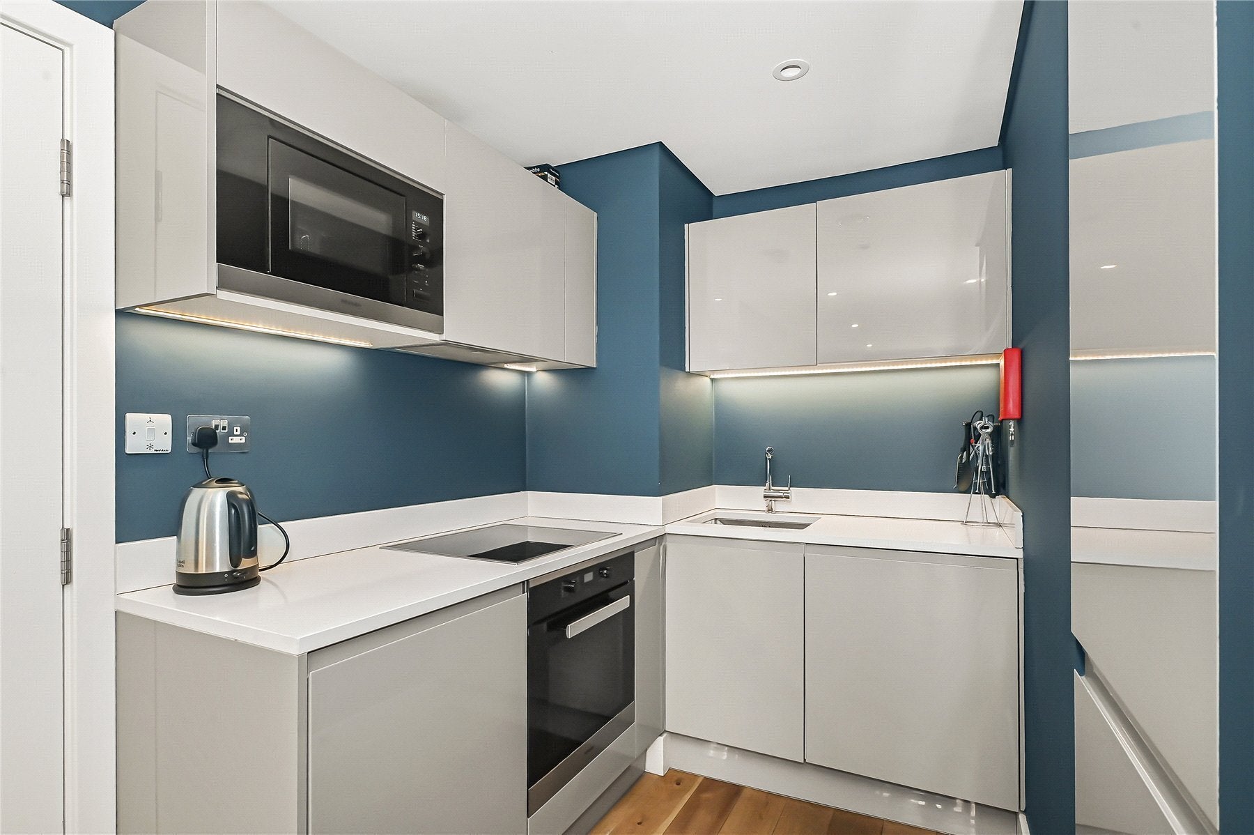 Flat Northdown Street in Greater London