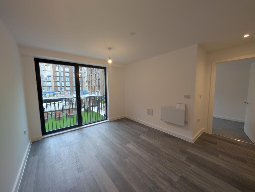 Flat Ordsall Lane in Salford