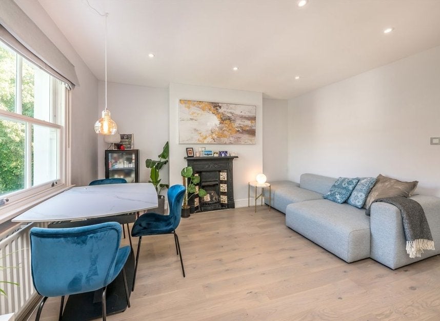 Flat Fulham Road in Greater London