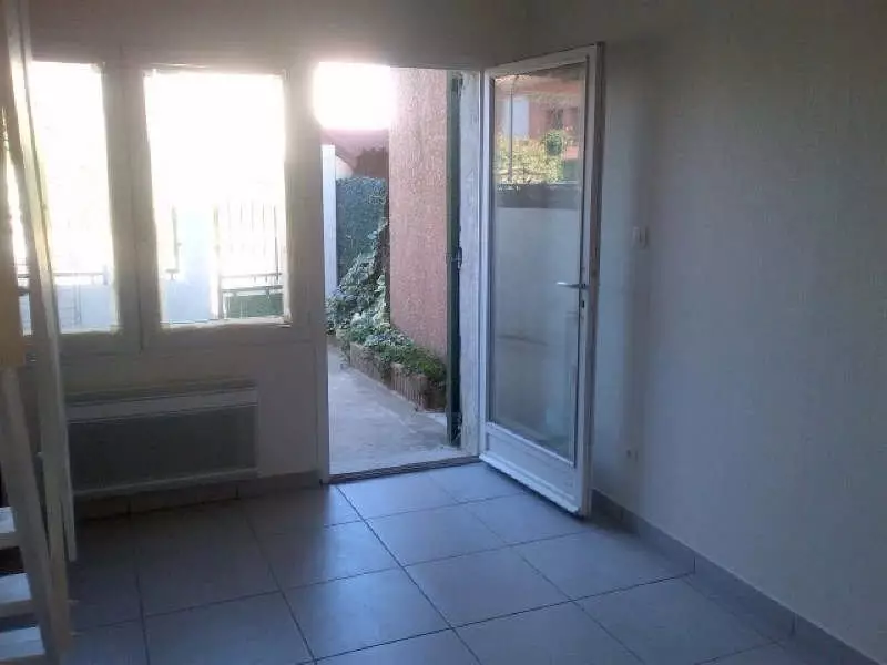 Chambre Rue du Chanoine Moisan à Fuveau
