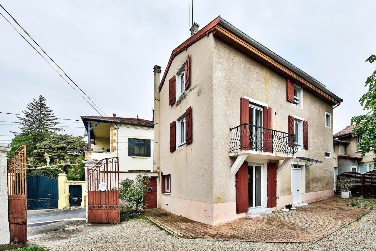 Appartement Rue de la Chaux à Saint-Cyr-au-Mont-d'Or