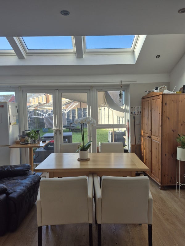 Room Delaney Way in Salford