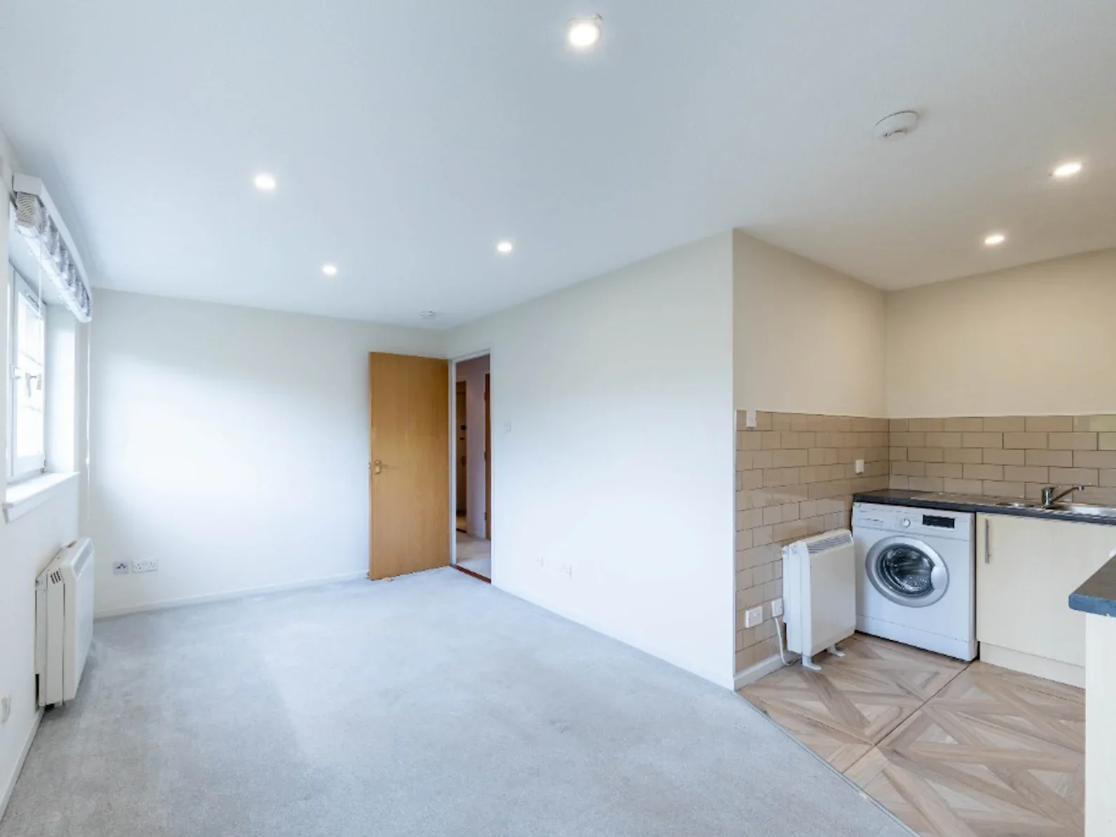 Flat Grandfield in City of Edinburgh