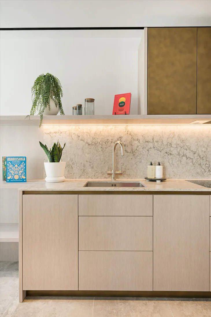 Flat Basil Street in Greater London