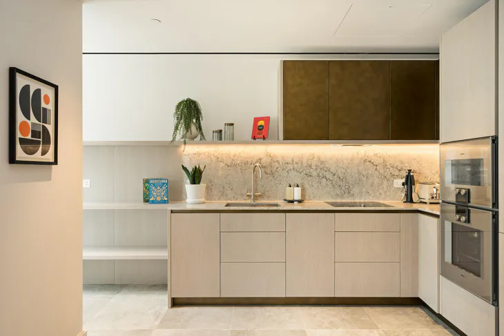 Flat Basil Street in Greater London