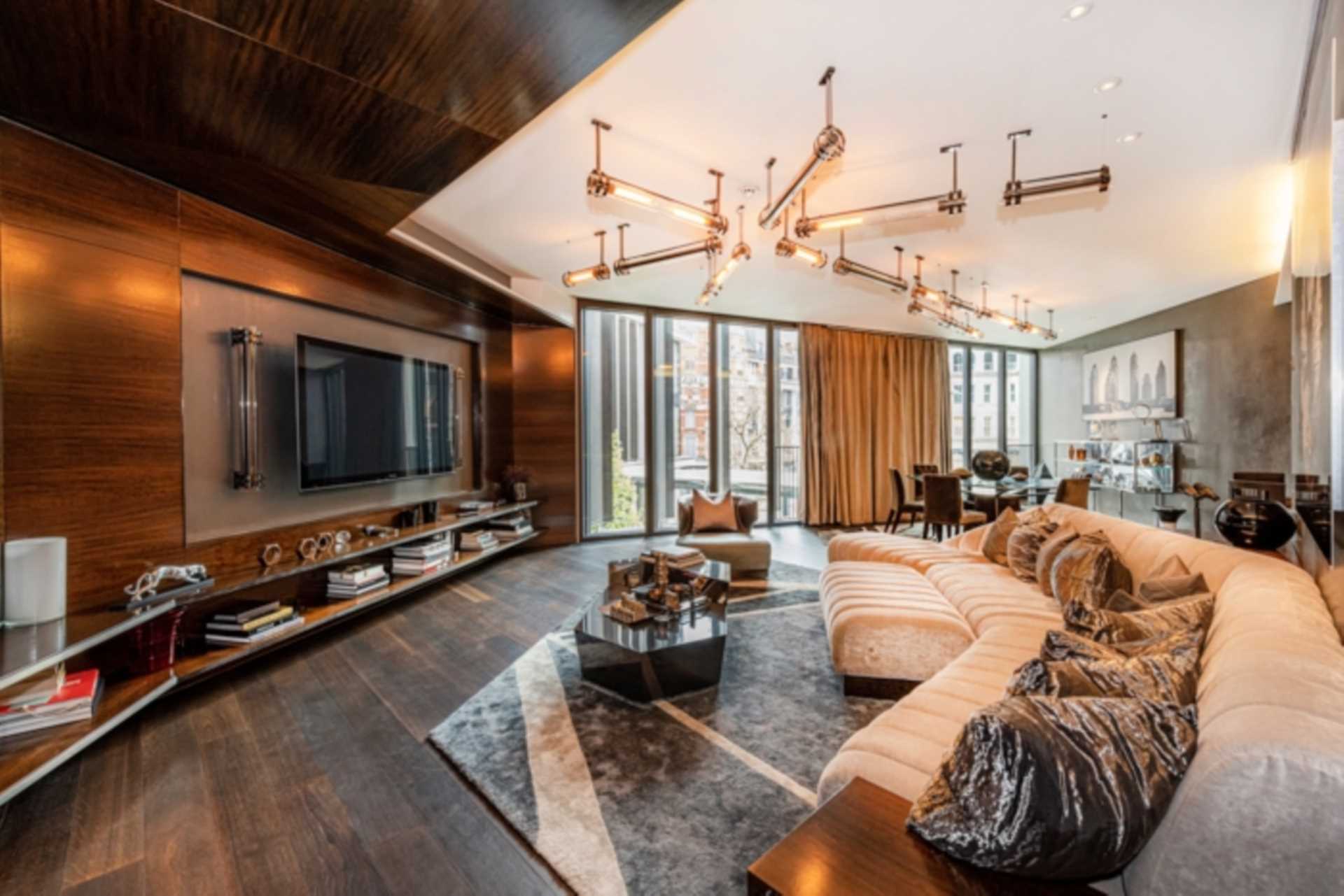 Flat Knightsbridge in City of Westminster