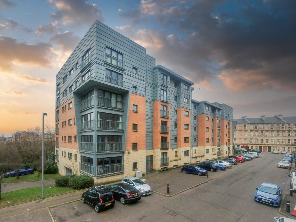 Flat Barrland Street in Glasgow