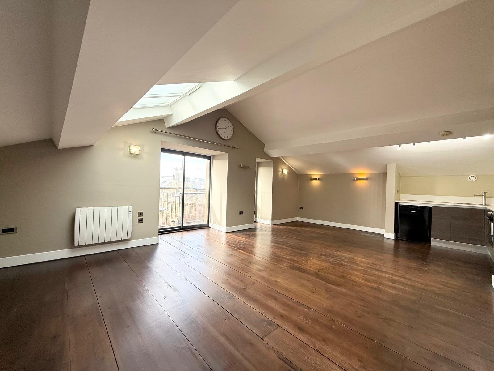 Flat Burnett Street in Bradford