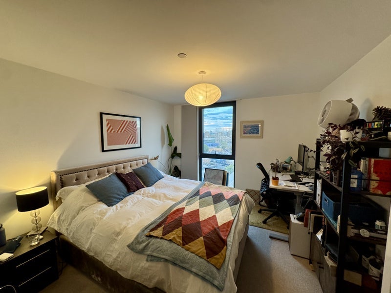 Room Rotherhithe New Road in Greater London