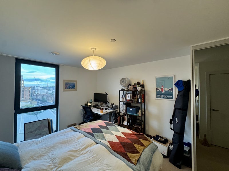 Room Rotherhithe New Road in Greater London