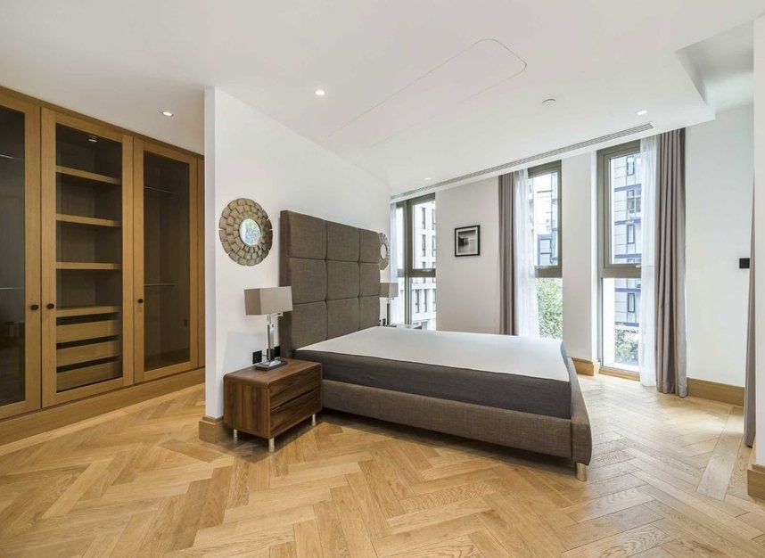 Flat John Islip Street in City of Westminster