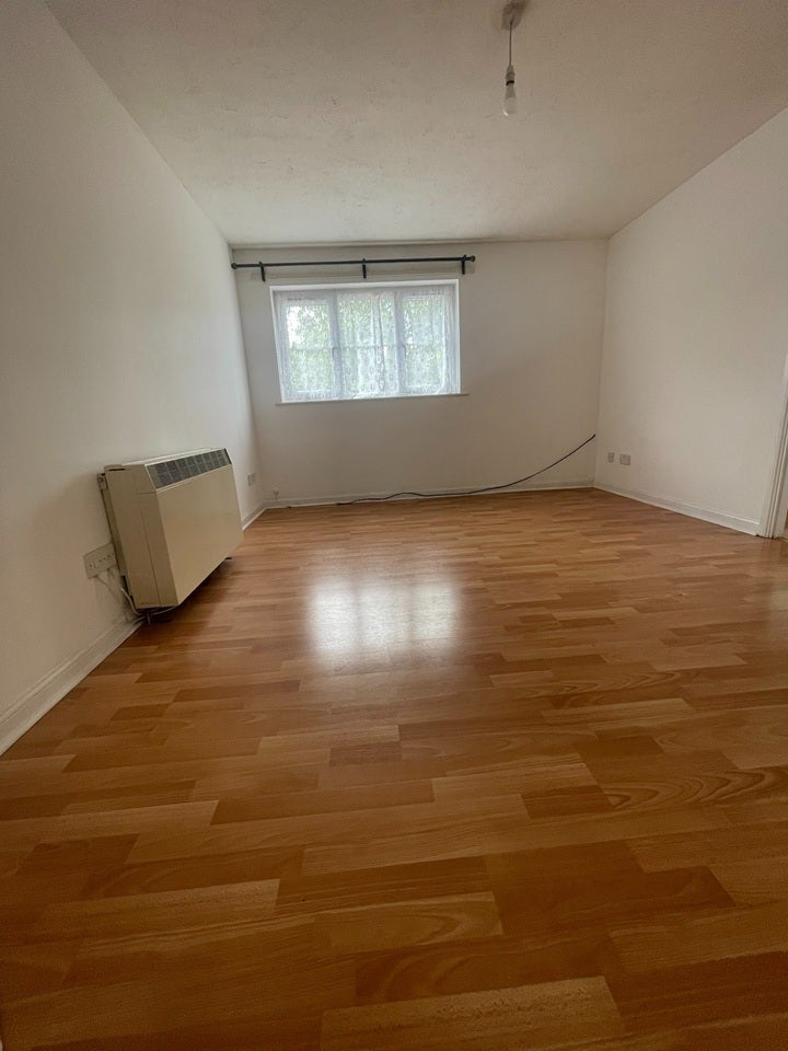 Flat Maybury Close in Epping Forest