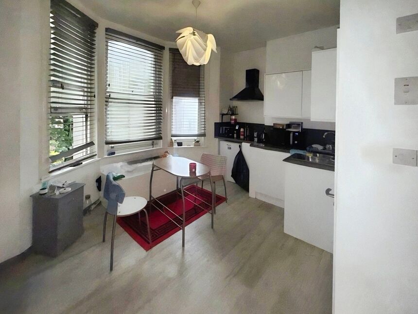 Flat Egremont Place in Brighton