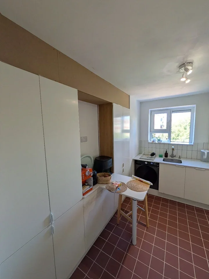 Flat Matthias Road in Greater London
