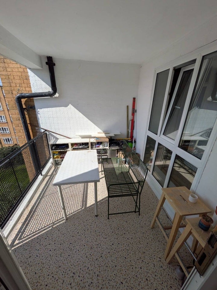 Flat Matthias Road in Greater London