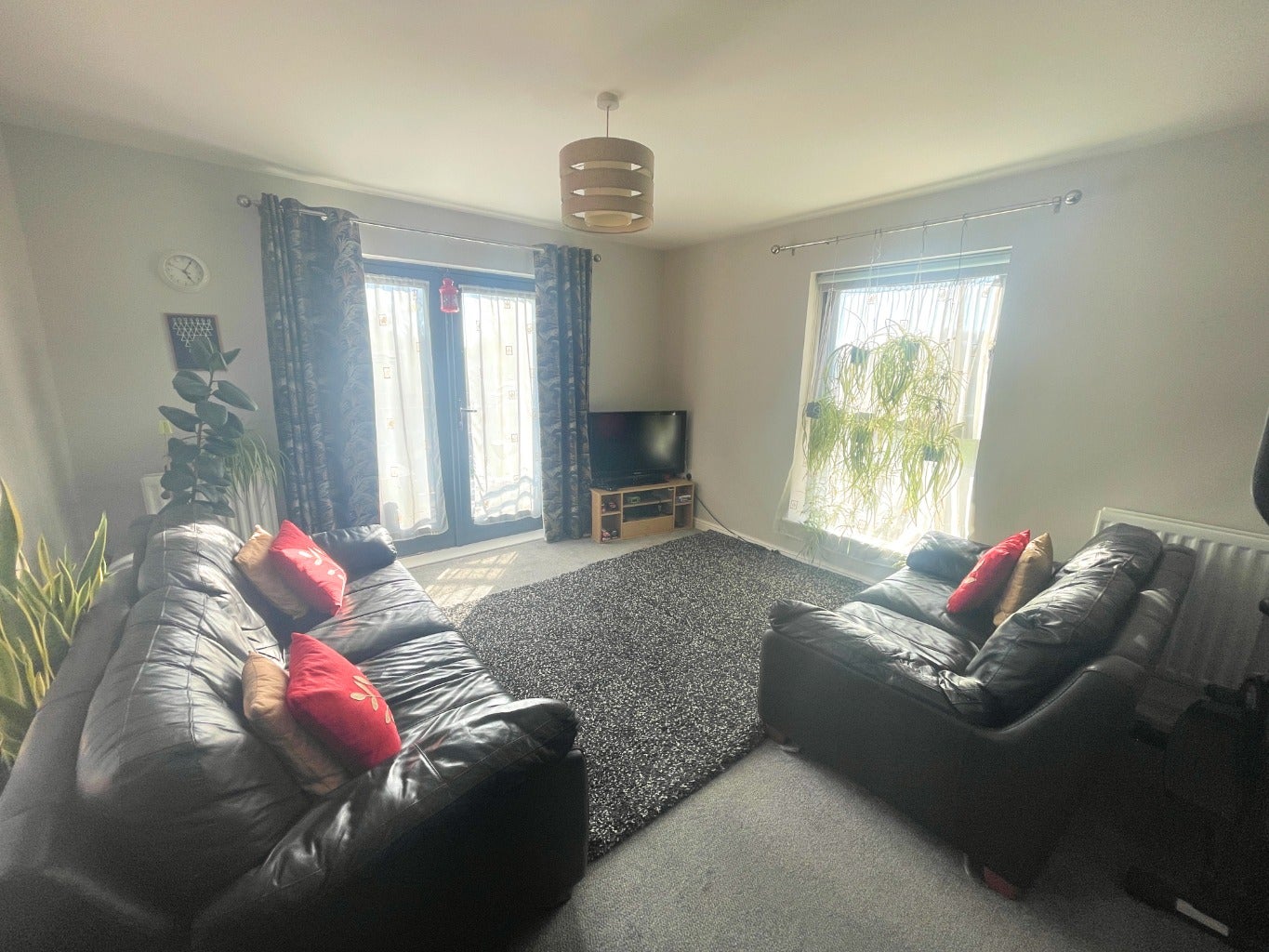 Flat Raven Close in Watford
