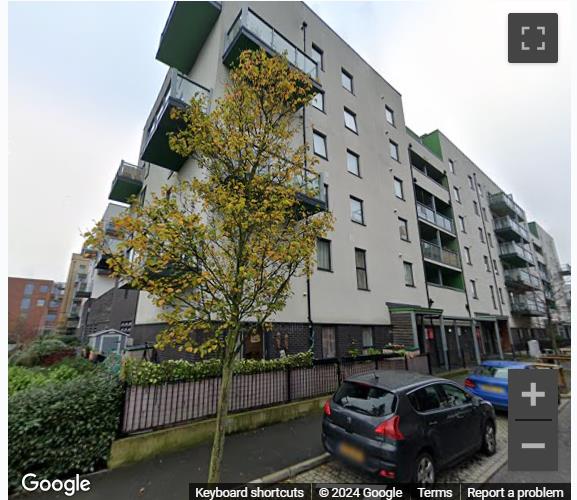 Flat Union Road in Greater London