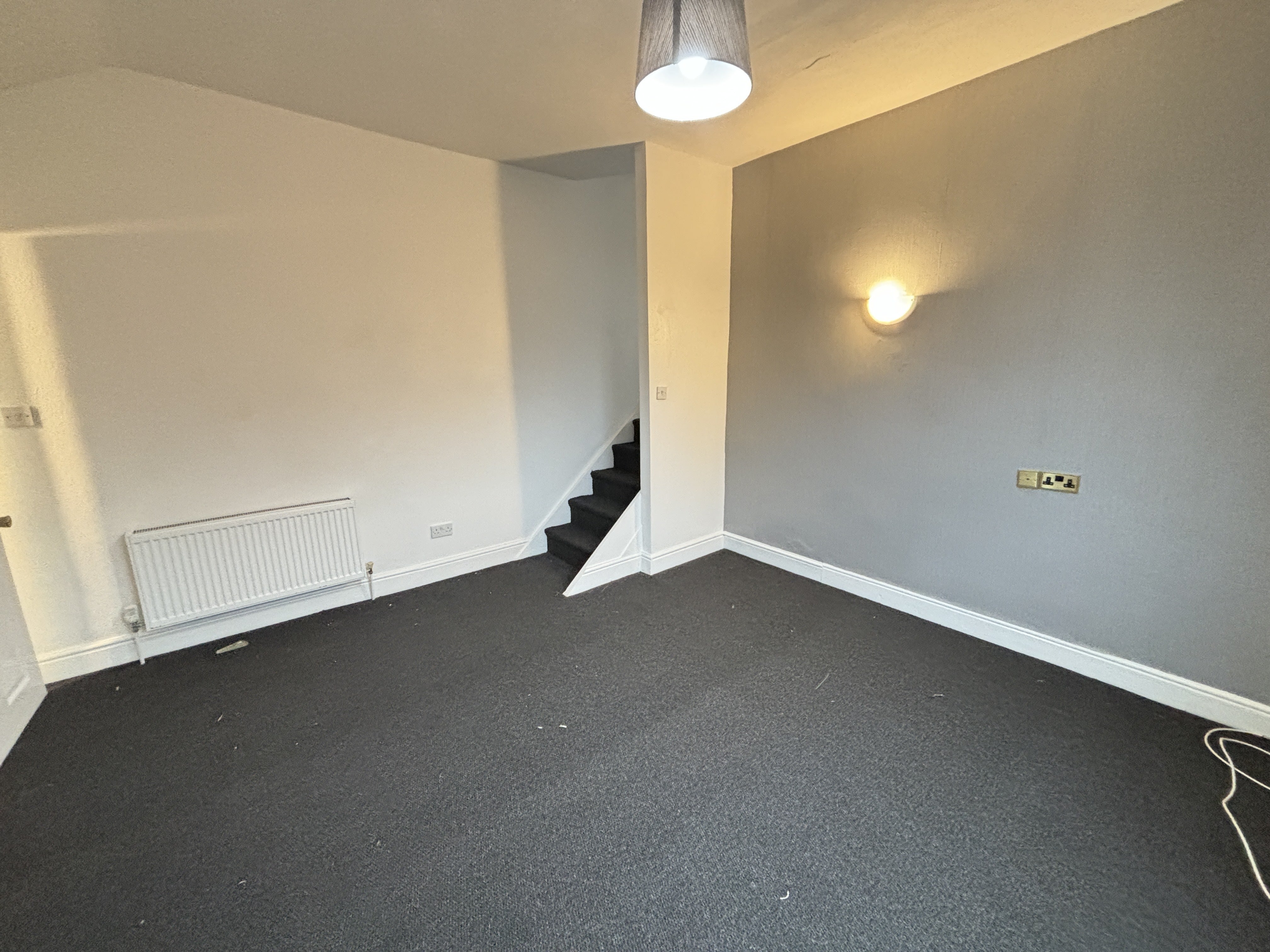 Flat Clarendon Road in Birmingham