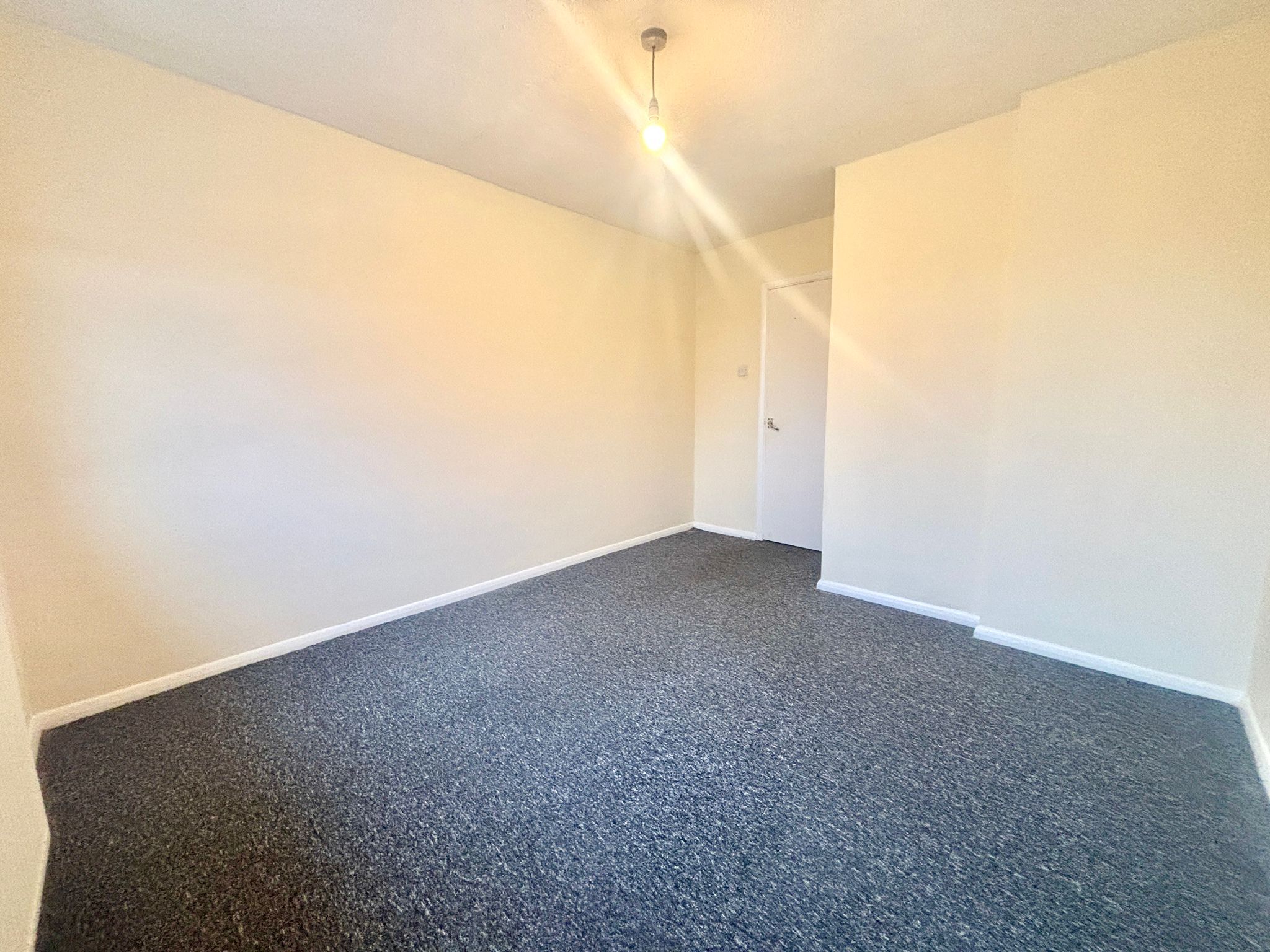 Flat Belmont Road in Thanet
