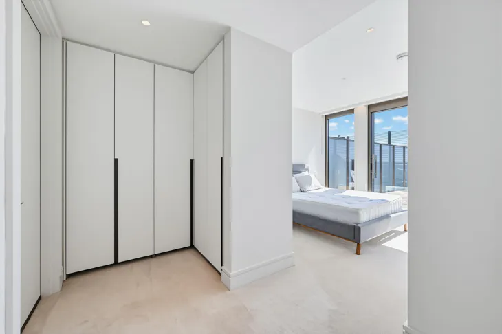 Flat Bishopsgate Plaza in City of London