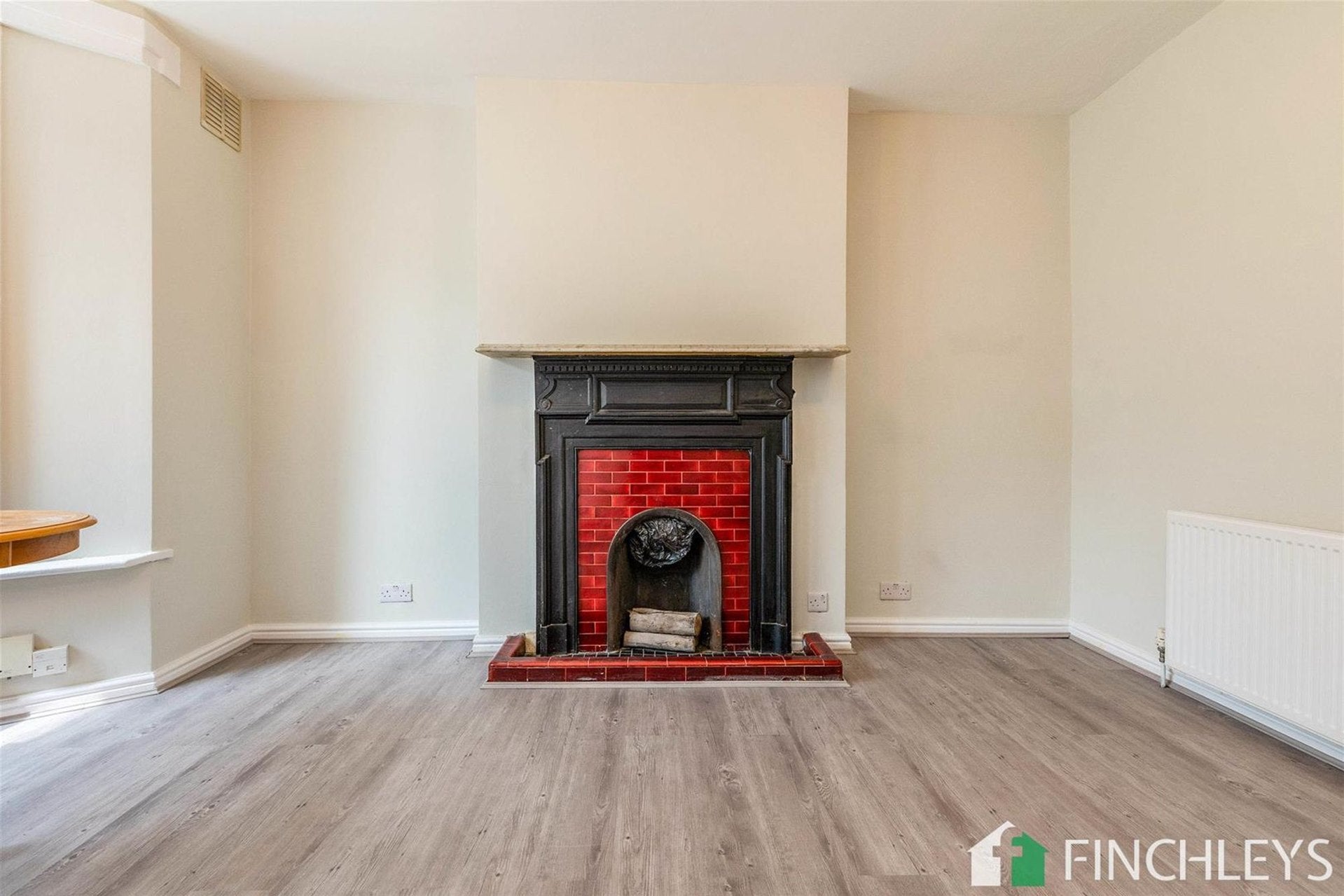 Flat Lichfield Grove in Greater London