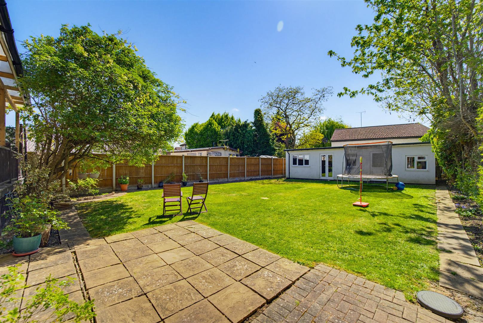 House Ferry Avenue in Borough of Runnymede
