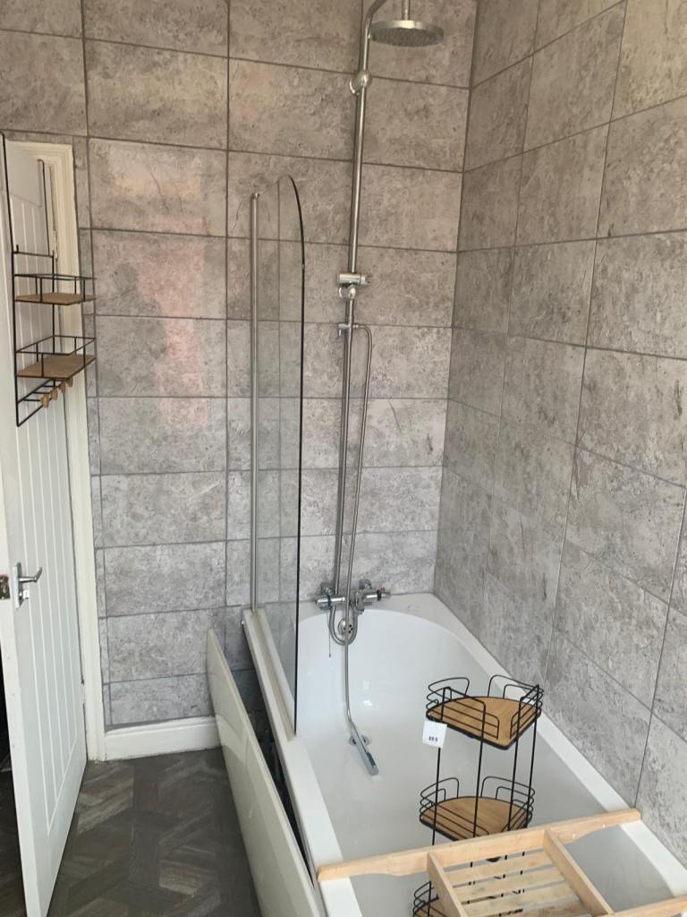 Flat Woodlea Mount in Leeds