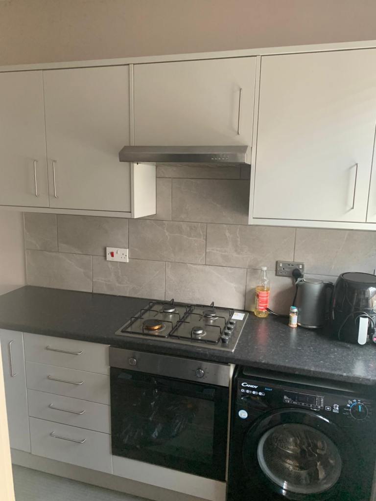 Flat Woodlea Mount in Leeds