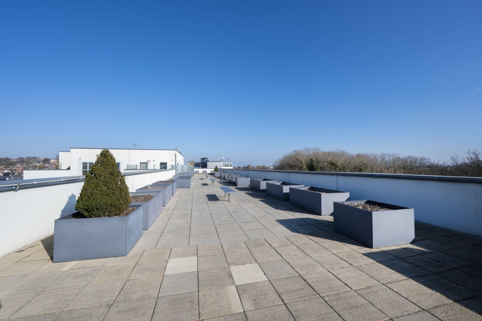 Flat Coombe Lane in Greater London