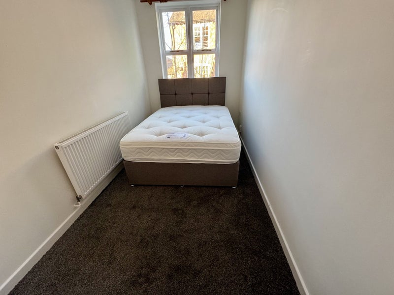 Flat St Albans Road in Leicester