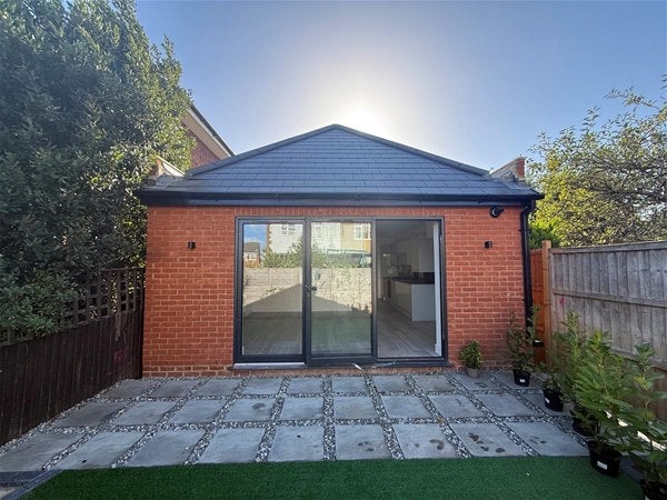 House Kent Way in Greater London