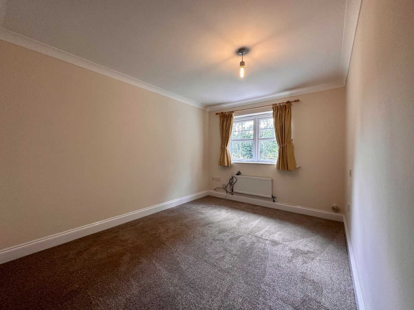 House Samuels Way in Ely