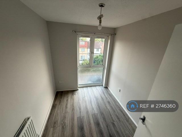 Flat Archery Close in Greater London
