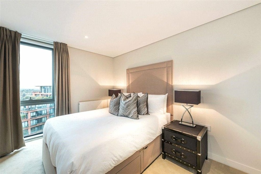Flat Merchant Square in City of Westminster