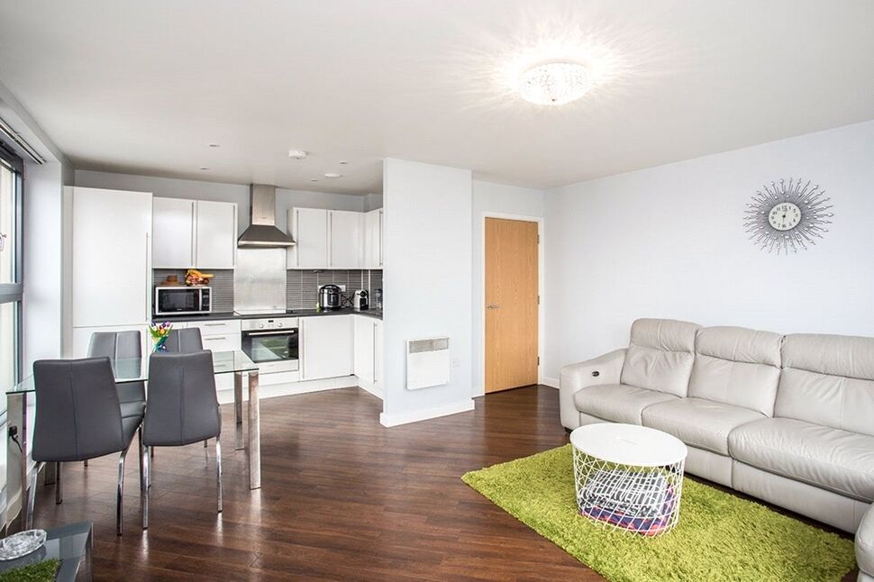 Flat St Albans Road in Watford
